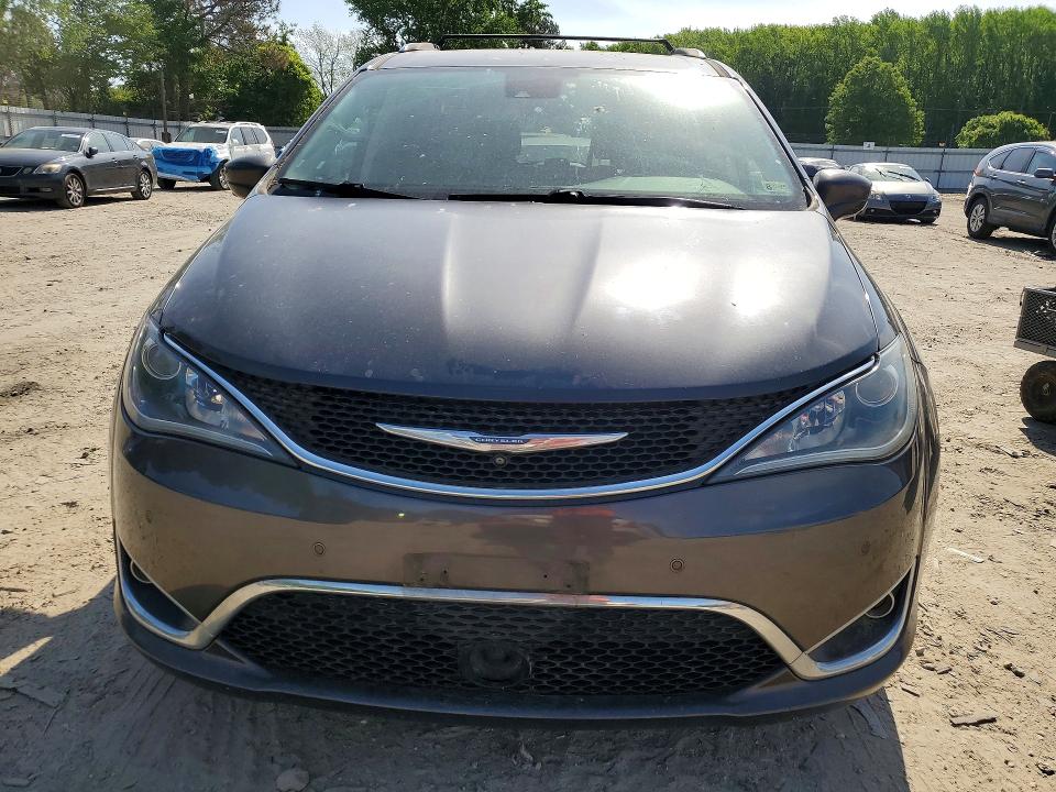 Продажа на аукционе авто 2018 Chrysler Pacifica, vin: 2C4RC1EG3JR106296, номер лота: 50968706