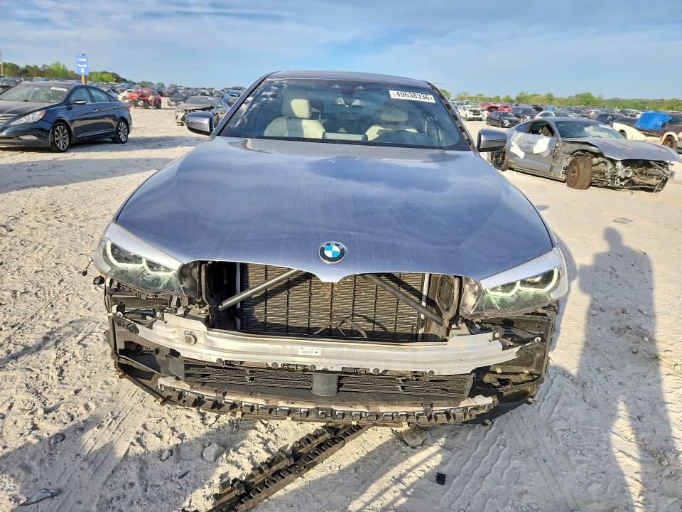 49638336 :رقم المزاد ، WBAJR3C01LCD00236 vin ، 2020 Bmw 530 مزاد بيع