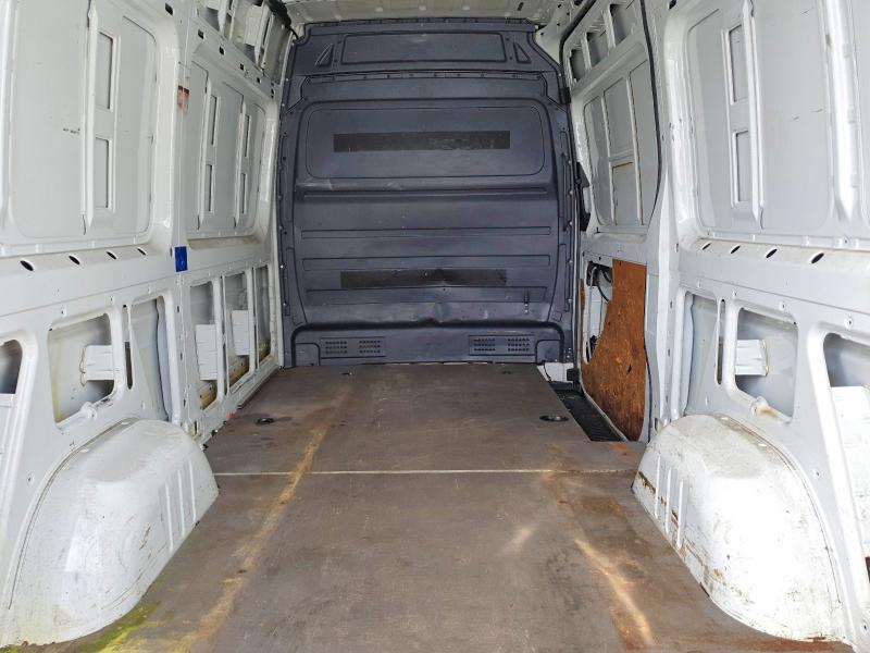 50981206 :رقم المزاد ، WD3PE7CD0JP614332 vin ، 2018 Mercedes-benz Sprinter مزاد بيع