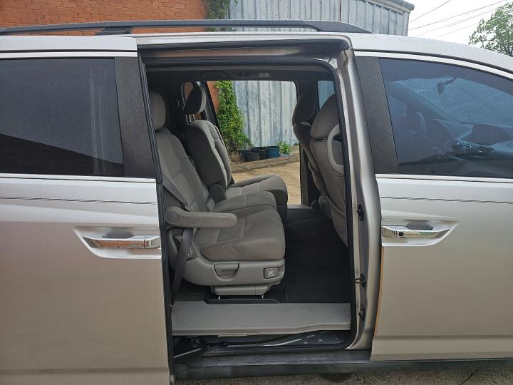 Продажа на аукционе авто 2014 Honda Odyssey, vin: 5FNRL5H45EB008008, номер лота: 52172586