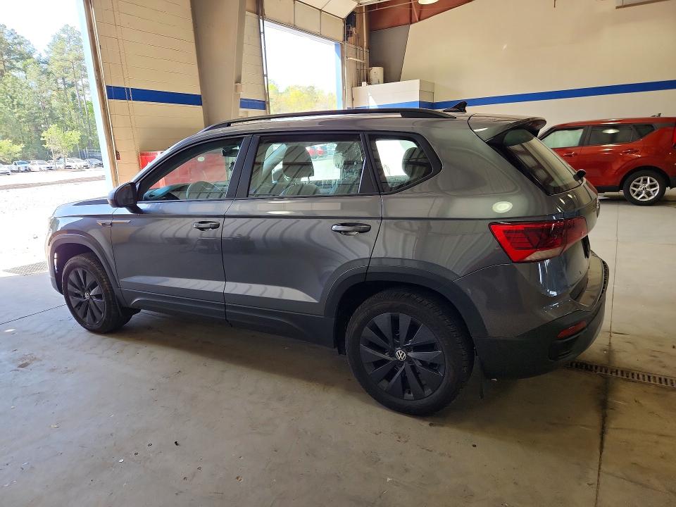 Продажа на аукционе авто 2023 Volkswagen Taos, vin: 3VVCX7B22PM380774, номер лота: 49365706