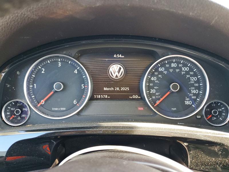 2013 Volkswagen Touareg მანქანა იყიდება აუქციონზე, vin: WVGEP9BP2DD004450, აუქციონის ნომერი: 50152496
