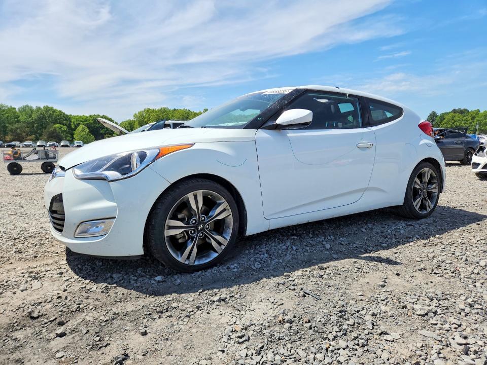 Auction sale of the 2017 Hyundai Veloster, vin: KMHTC6AD7HU320554, lot number: 50666236