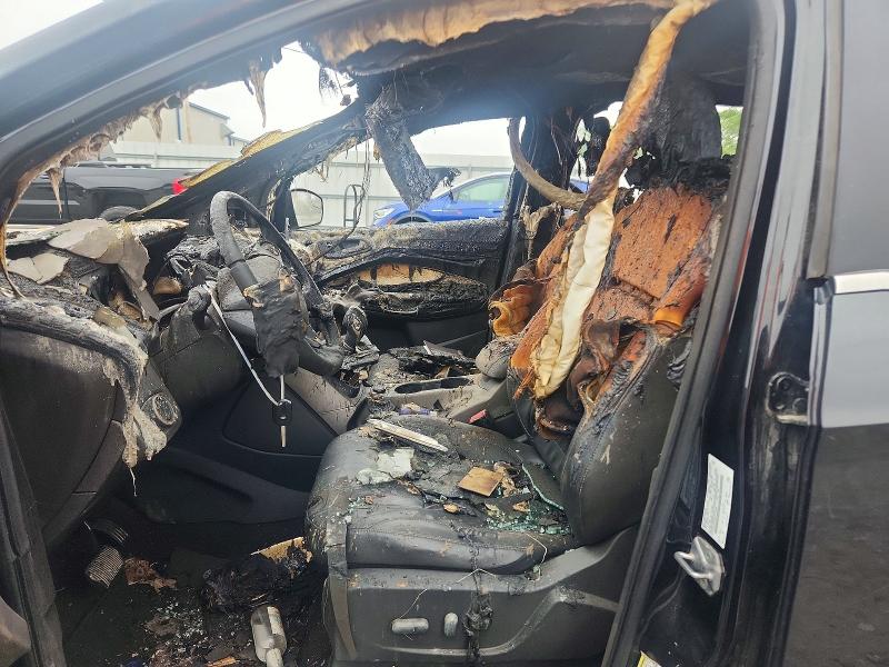 Продаж на аукціоні авто 2014 Ford Escape, vin: 1FMCU9G92EUC74208, номер лоту: 51524356