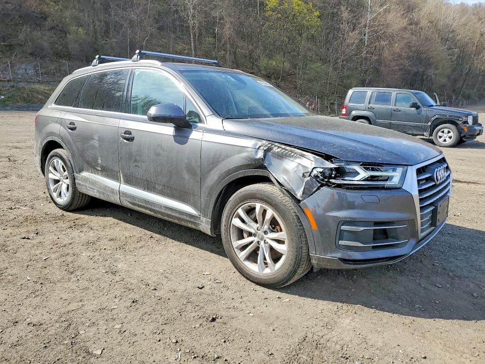49724816 :رقم المزاد ، WA1AAAF78KD010325 vin ، 2019 Audi Q7 مزاد بيع