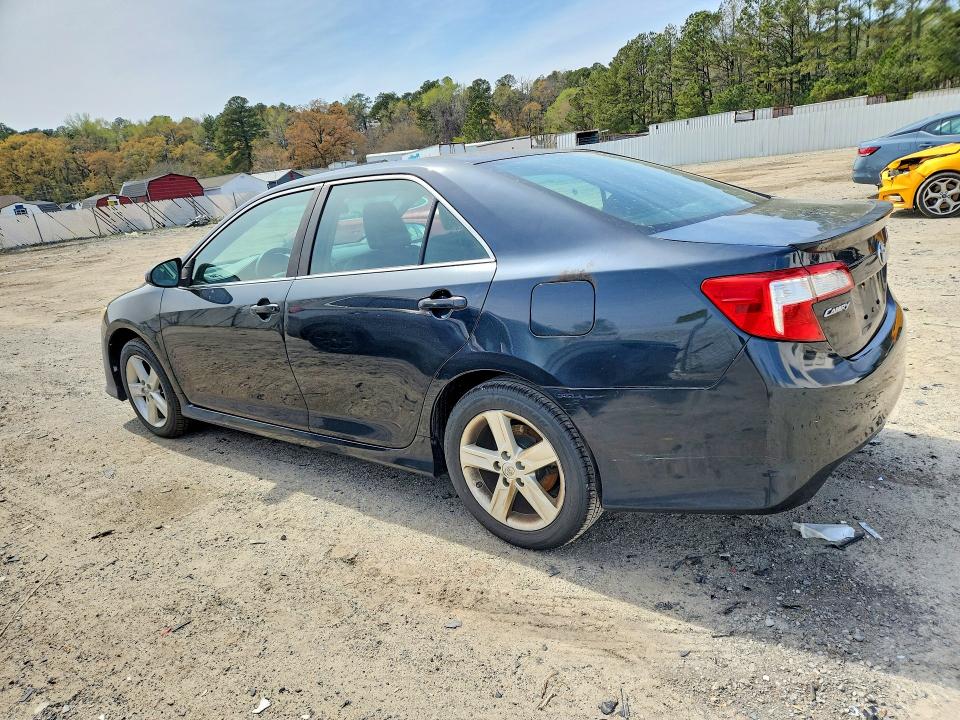 2014 Toyota Camry მანქანა იყიდება აუქციონზე, vin: 4T1BF1FKXEU343030, აუქციონის ნომერი: 49004556
