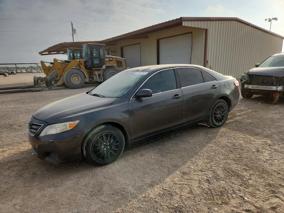 48463266 :رقم المزاد ، 4T1BF3EK5BU775307 vin ، 2011 Toyota Camry مزاد بيع