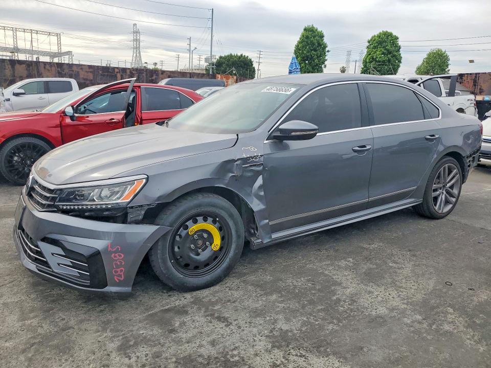 Продаж на аукціоні авто 2017 Volkswagen Passat, vin: 1VWDT7A31HC062153, номер лоту: 48758656