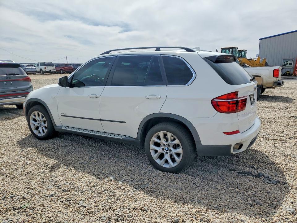 49928226 :رقم المزاد ، 5UXZV4C53D0B15058 vin ، 2013 Bmw X5 مزاد بيع