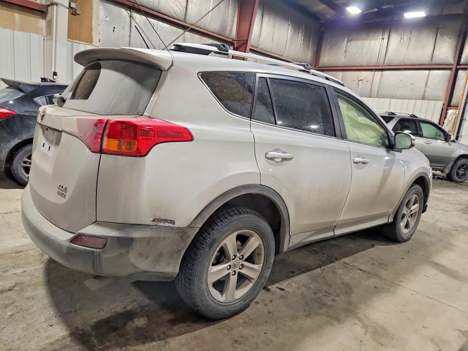 2015 Toyota Rav4 მანქანა იყიდება აუქციონზე, vin: JTMRFREV6FD171979, აუქციონის ნომერი: 48528906