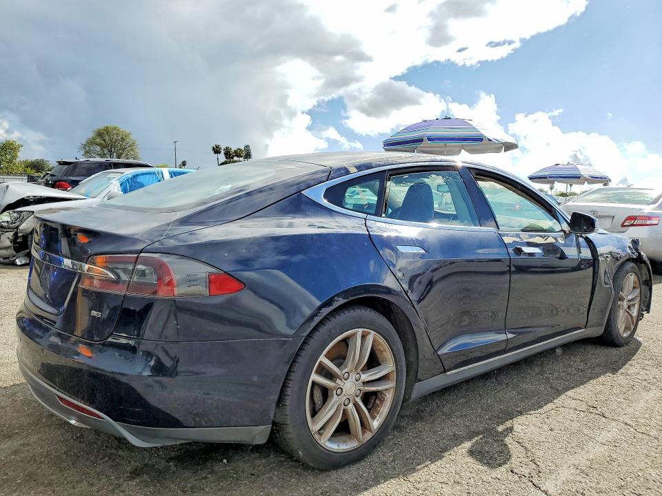 Продажа на аукционе авто 2015 Tesla Model S, vin: 5YJSA1H14FF080616, номер лота: 50836136