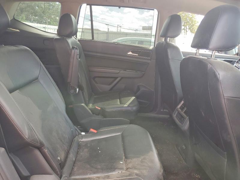 47934376 :رقم المزاد ، 1V2MR2CA7JC583852 vin ، 2018 Volkswagen Atlas مزاد بيع
