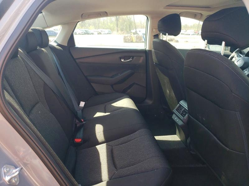 Продажа на аукционе авто 2025 Honda Accord, vin: 1HGCY1F40SA071168, номер лота: 49975526