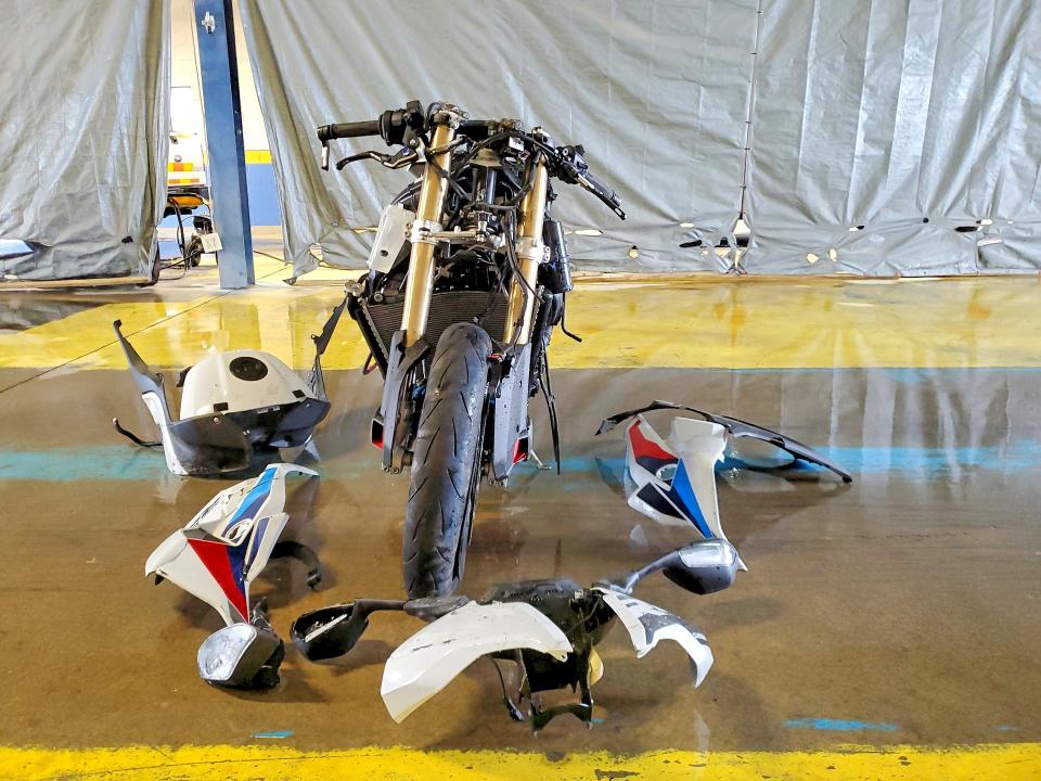 51089946 :رقم المزاد ، WB10P2309S6L92198 vin ، 2025 Bmw S 1000 مزاد بيع