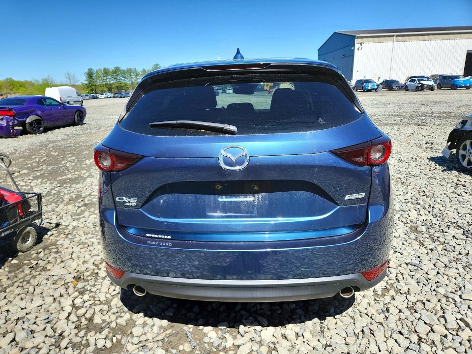 Продаж на аукціоні авто 2018 Mazda Cx-5, vin: JM3KFBCM7J0409588, номер лоту: 51186846
