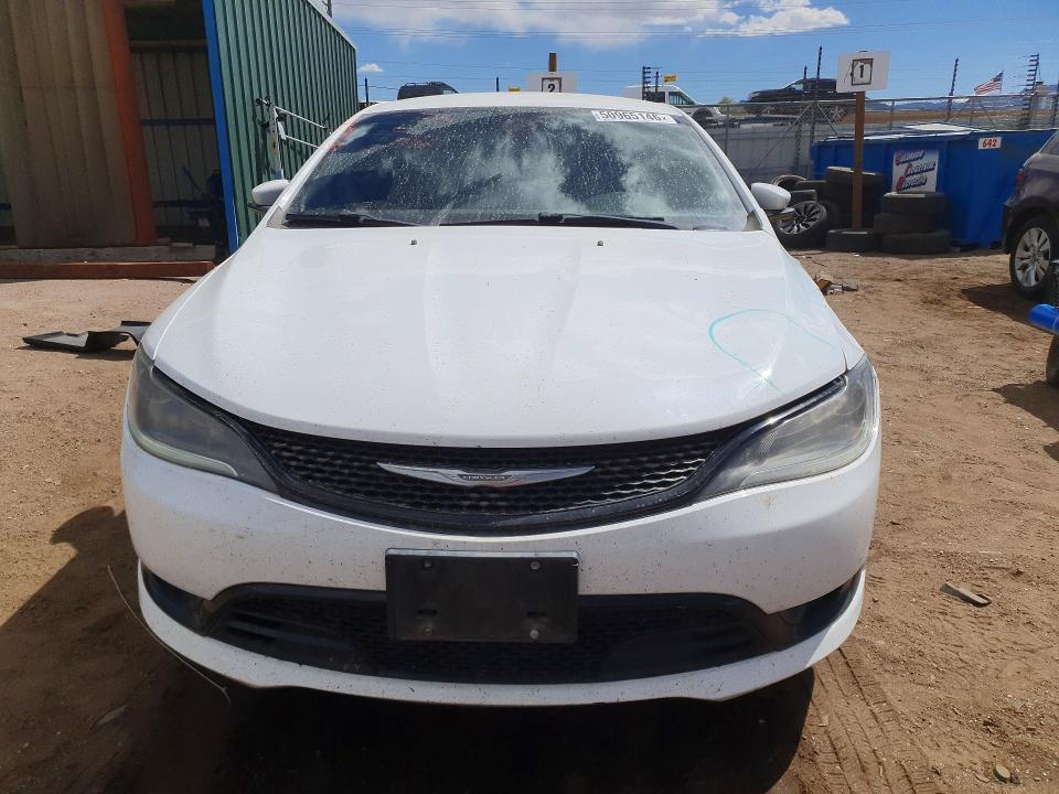 50965146 :رقم المزاد ، 1C3CCCDG9FN610685 vin ، 2015 Chrysler 200 مزاد بيع