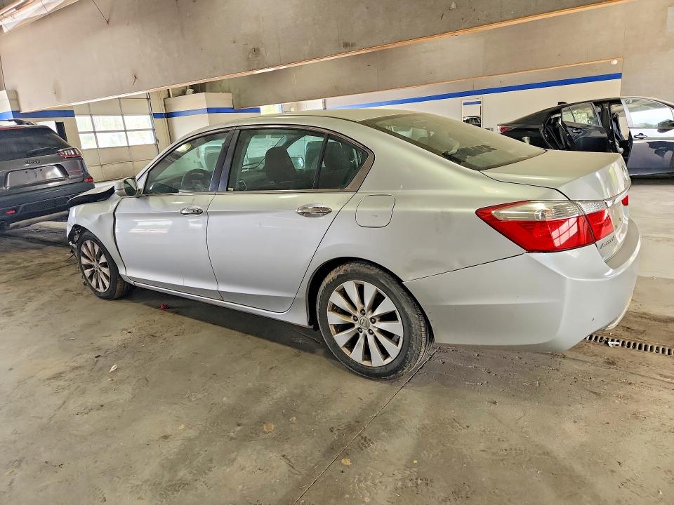 2014 Honda Accord მანქანა იყიდება აუქციონზე, vin: 1HGCR2F7XEA232739, აუქციონის ნომერი: 49555286