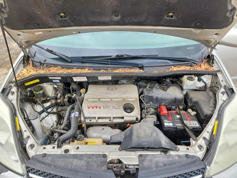 51070986 :رقم المزاد ، 5TDBA22C44S003866 vin ، 2004 Toyota Sienna مزاد بيع