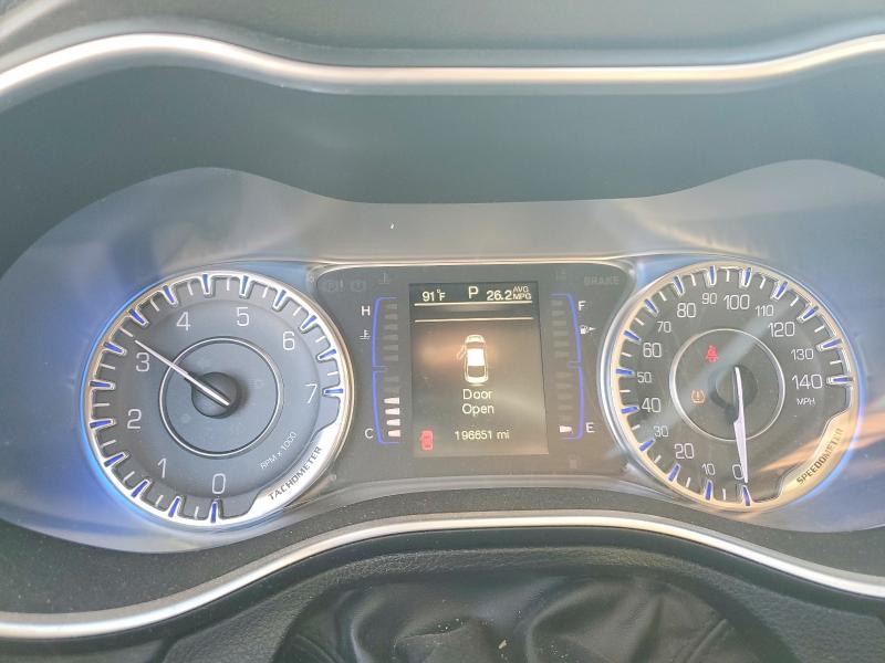 50269936 :رقم المزاد ، 1C3CCCAB9FN521076 vin ، 2015 Chrysler 200 مزاد بيع