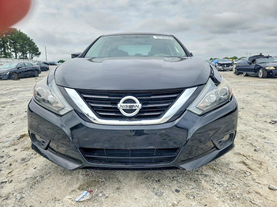 51143736 :رقم المزاد ، 1N4AL3AP3JC290071 vin ، 2018 Nissan Altima مزاد بيع