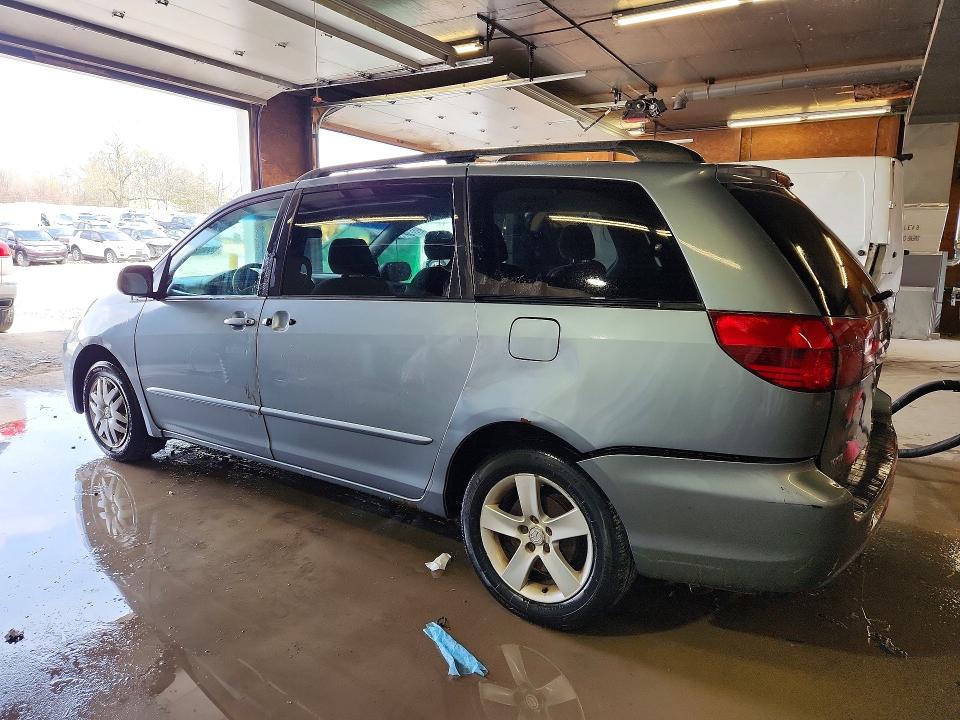 49632796 :رقم المزاد ، 5TDZA23CX4S111051 vin ، 2004 Toyota Sienna مزاد بيع