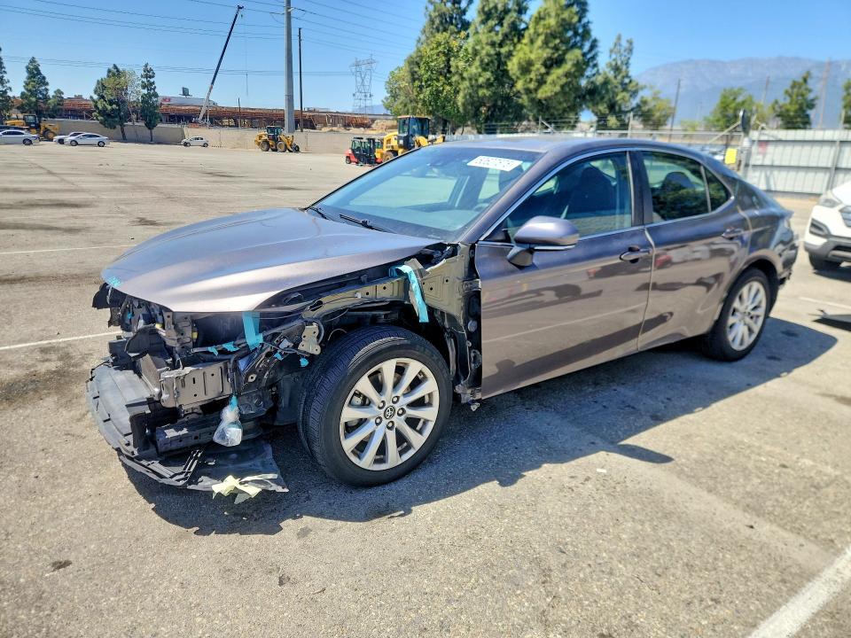 Auction sale of the 2018 Toyota Camry, vin: 4T1B11HK4JU046888, lot number: 50627676