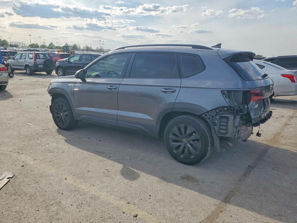 49306416 :رقم المزاد ، 3VVCX7B20NM001932 vin ، 2022 Volkswagen Taos مزاد بيع