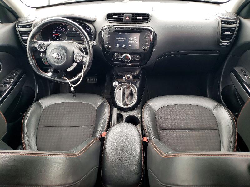 50297286 :رقم المزاد ، KNDJX3AA6J7576645 vin ، 2018 Kia Soul مزاد بيع