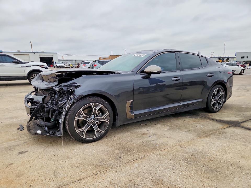 2021 Kia Stinger მანქანა იყიდება აუქციონზე, vin: KNAE15LA9M6088745, აუქციონის ნომერი: 51124466