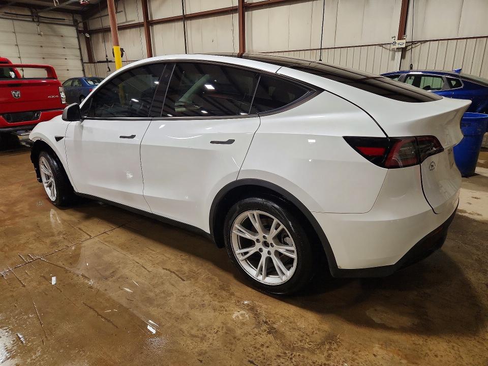 2023 Tesla Model Y მანქანა იყიდება აუქციონზე, vin: 7SAYGDEE4PA100964, აუქციონის ნომერი: 47962716