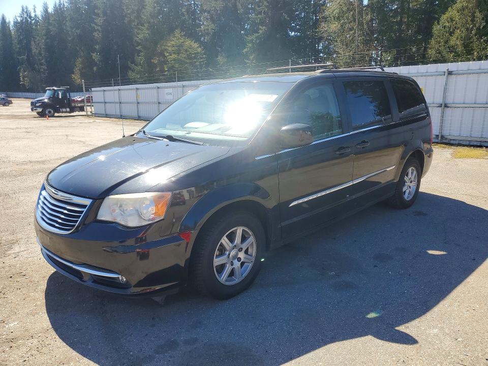 49453616 :رقم المزاد ، 2C4RC1BG2DR554957 vin ، 2013 Chrysler Town & Country مزاد بيع