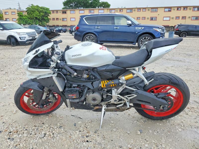Aukcja sprzedaży 2016 Ducati Superbike, vin: ZDM14B1W0GB002356, numer aukcji: 48909906