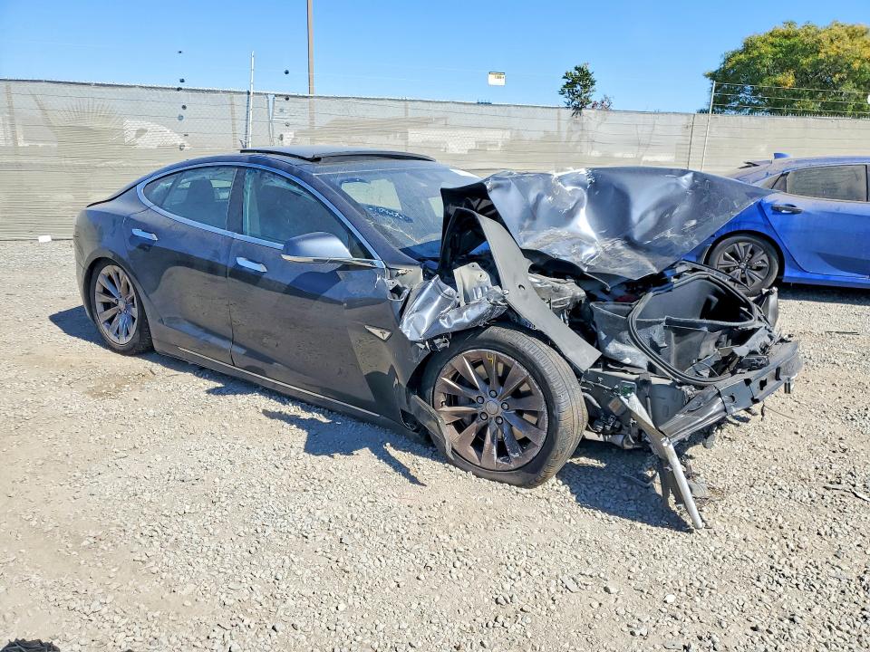 Aukcja sprzedaży 2016 Tesla Model S, vin: 5YJSA1E21GF155819, numer aukcji: 49014336