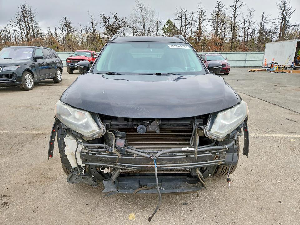 41630506 :رقم المزاد ، 5N1AT2MV5FC876689 vin ، 2015 Nissan Rogue مزاد بيع