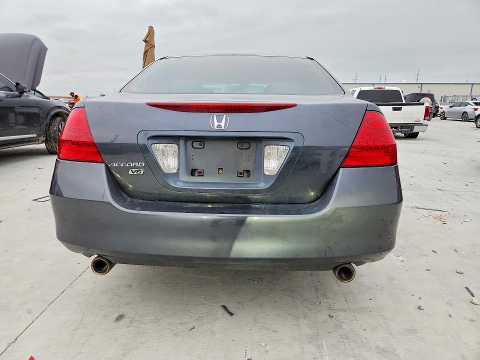 51544106 :رقم المزاد ، 1HGCM663X6A071507 vin ، 2006 Honda Accord مزاد بيع