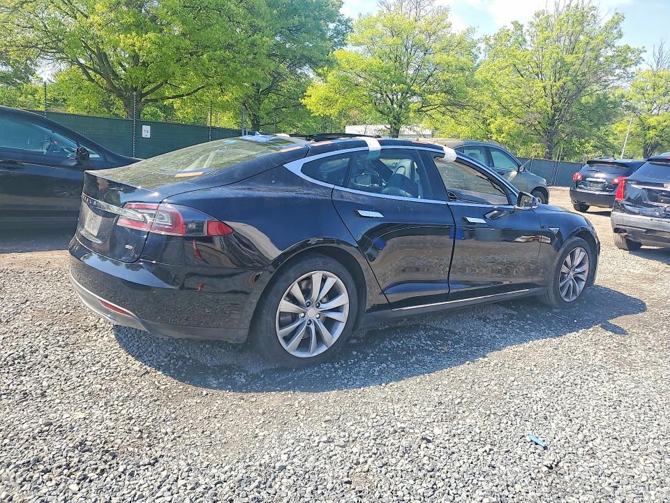 Aukcja sprzedaży 2014 Tesla Model S, vin: 5YJSA1H14EFP38479, numer aukcji: 50395926