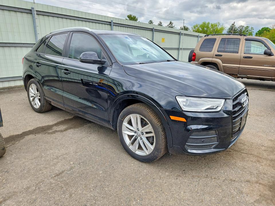 2017 Audi Q3 მანქანა იყიდება აუქციონზე, vin: WA1BCCFS0HR011821, აუქციონის ნომერი: 51463646