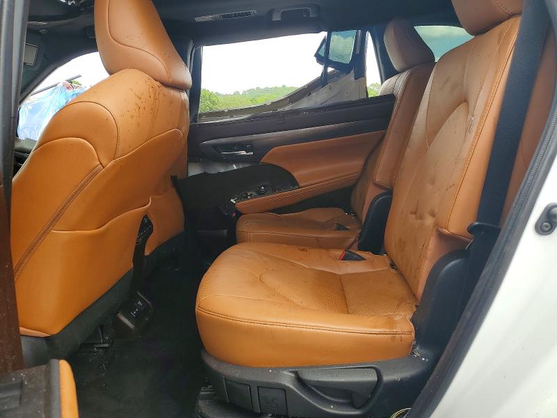 Продаж на аукціоні авто 2022 Toyota Highlander, vin: 5TDEBRCH8NS082599, номер лоту: 50277406