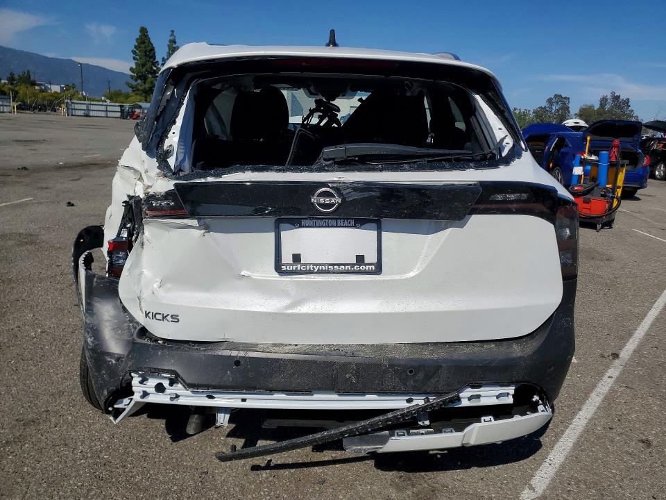 50090146 :رقم المزاد ، 3N8AP6CE4TL369255 vin ، 2026 Nissan Kicks مزاد بيع