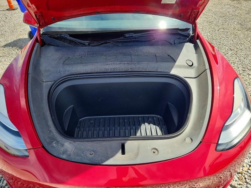 50501046 :رقم المزاد ، 7SAYGDEE4NF386380 vin ، 2022 Tesla Model Y مزاد بيع