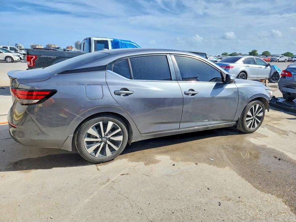 48667636 :رقم المزاد ، 3N1AB8CV4MY326578 vin ، 2021 Nissan Sentra مزاد بيع