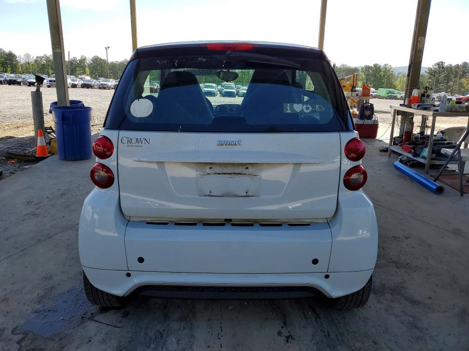 2013 Smart Fortwo მანქანა იყიდება აუქციონზე, vin: WMEEJ3BA0DK671187, აუქციონის ნომერი: 49268216