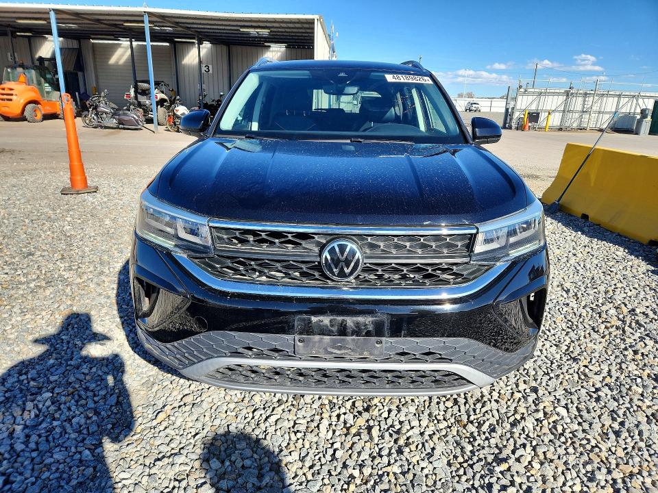 Продажа на аукционе авто 2023 Volkswagen Taos, vin: 3VVYX7B28PM340754, номер лота: 48189826