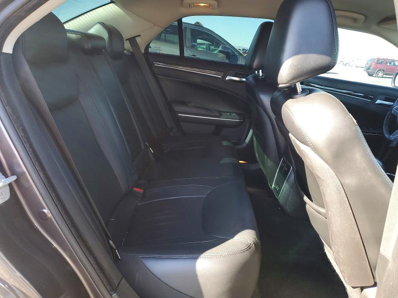 48803556 :رقم المزاد ، 2C3CCAAG6FH864288 vin ، 2015 Chrysler 300 مزاد بيع