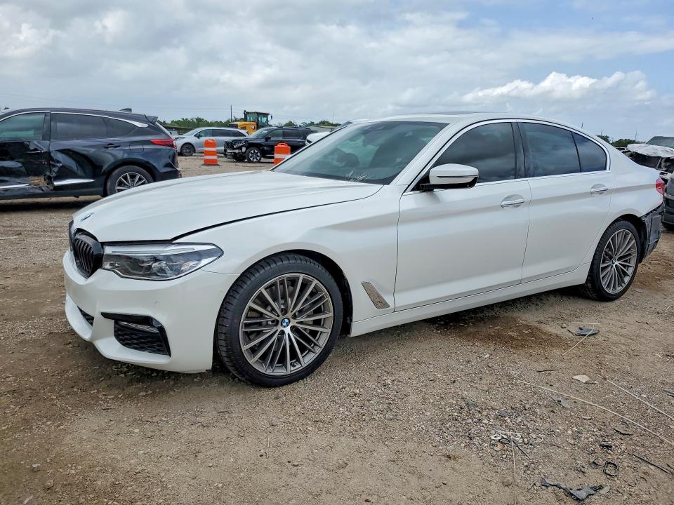49715826 :رقم المزاد ، WBAJE5C56JWA92577 vin ، 2018 Bmw 540 مزاد بيع
