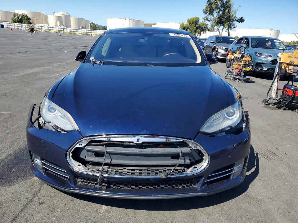 48998426 :رقم المزاد ، 5YJSA1H17EFP40274 vin ، 2014 Tesla Model S مزاد بيع