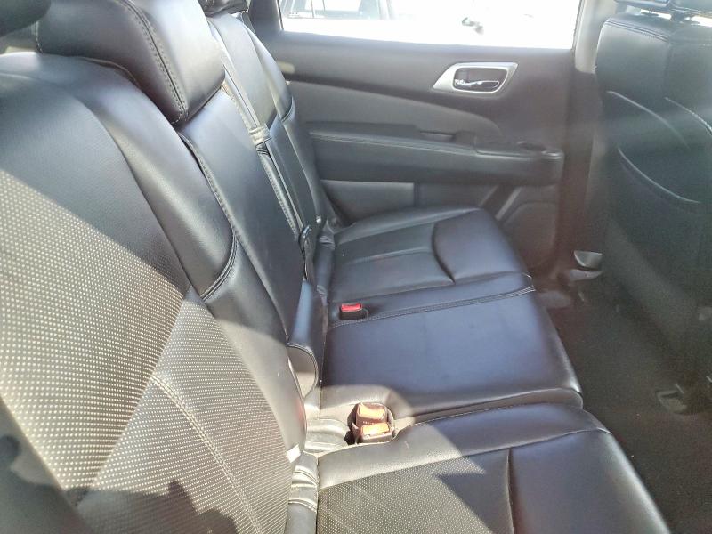 49728256 :رقم المزاد ، 5N1DR2MM1KC616769 vin ، 2019 Nissan Pathfinder مزاد بيع