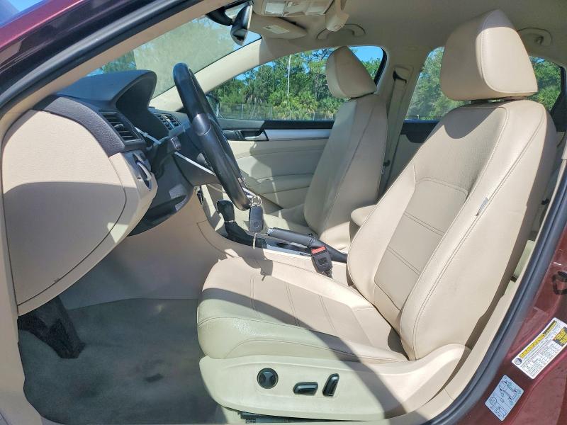2013 Volkswagen Passat მანქანა იყიდება აუქციონზე, vin: 1VWBP7A37DC043046, აუქციონის ნომერი: 50433396