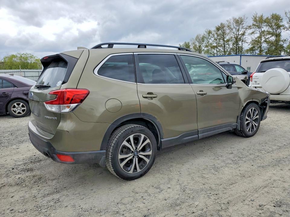51487426 :رقم المزاد ، JF2SKAPCXNH521813 vin ، 2022 Subaru Forester مزاد بيع