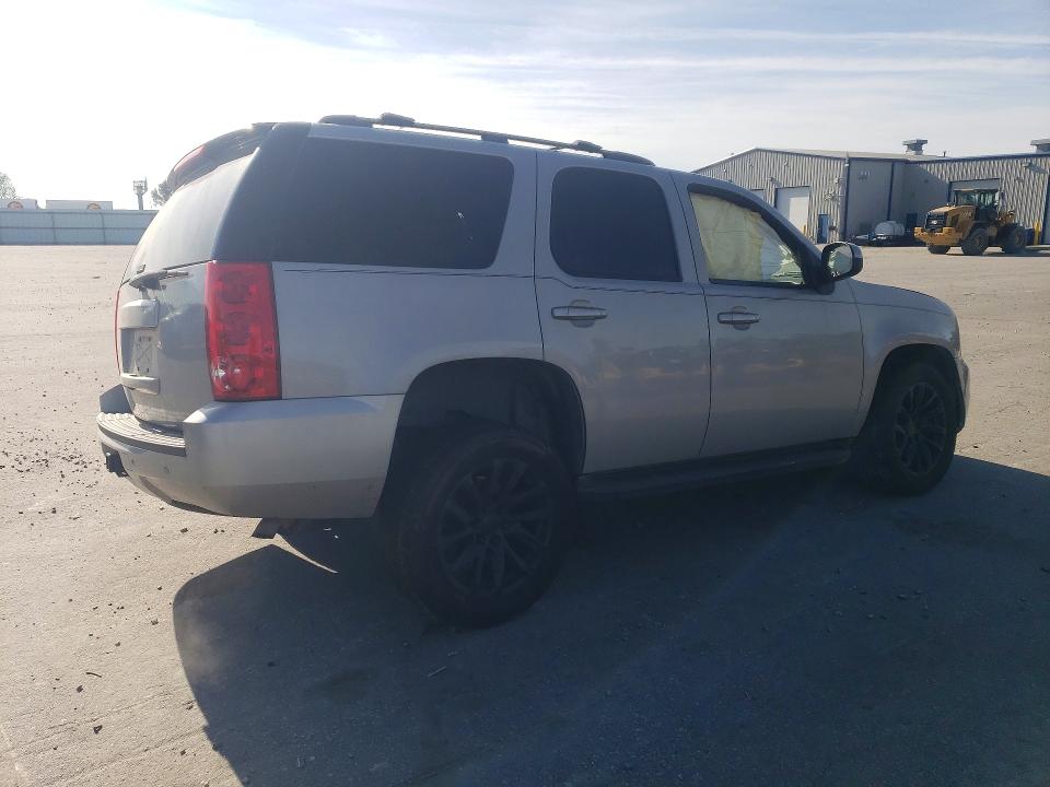 49107256 :رقم المزاد ، 1GKFK13098J111792 vin ، 2008 Gmc Yukon مزاد بيع